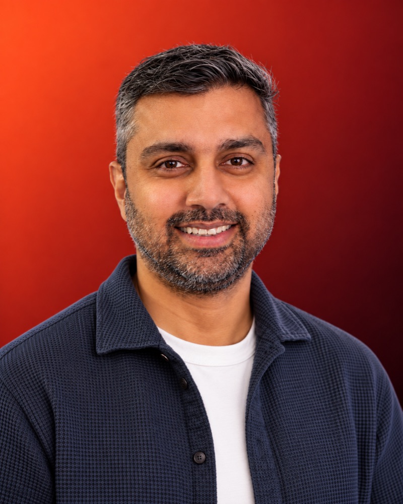 Portrait of Hemash Bhatti